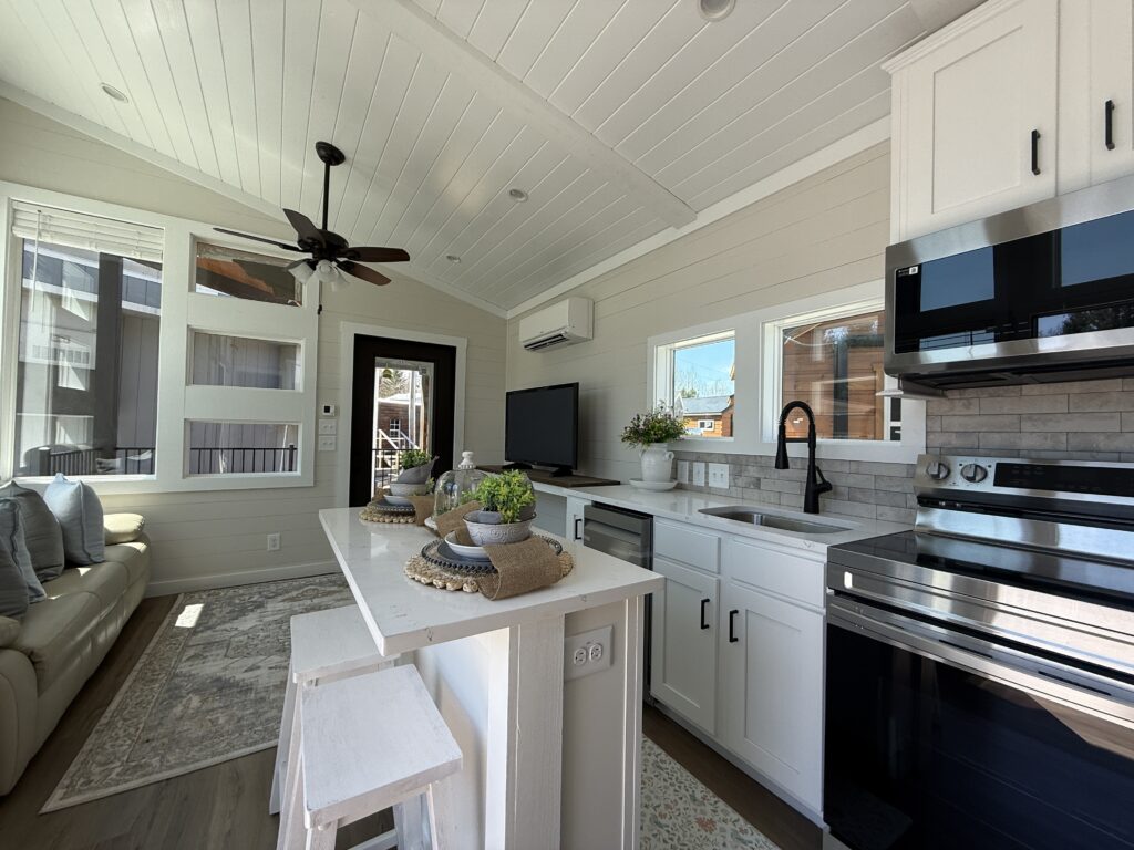 skyway_cl-2116_interior-05